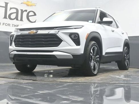 Used 2024 Chevrolet TrailBlazer LT w/ Convenience Package image 4