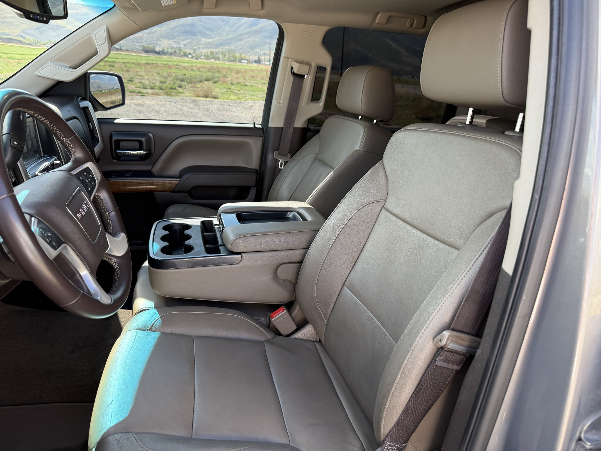 Used 2017 GMC Sierra 1500 SLT w/ SLT Premium Package AWD/4WD image 18