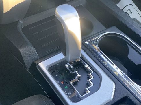 Used 2019 Toyota Tundra SR5 w/ SR5 Upgrade Package image 13