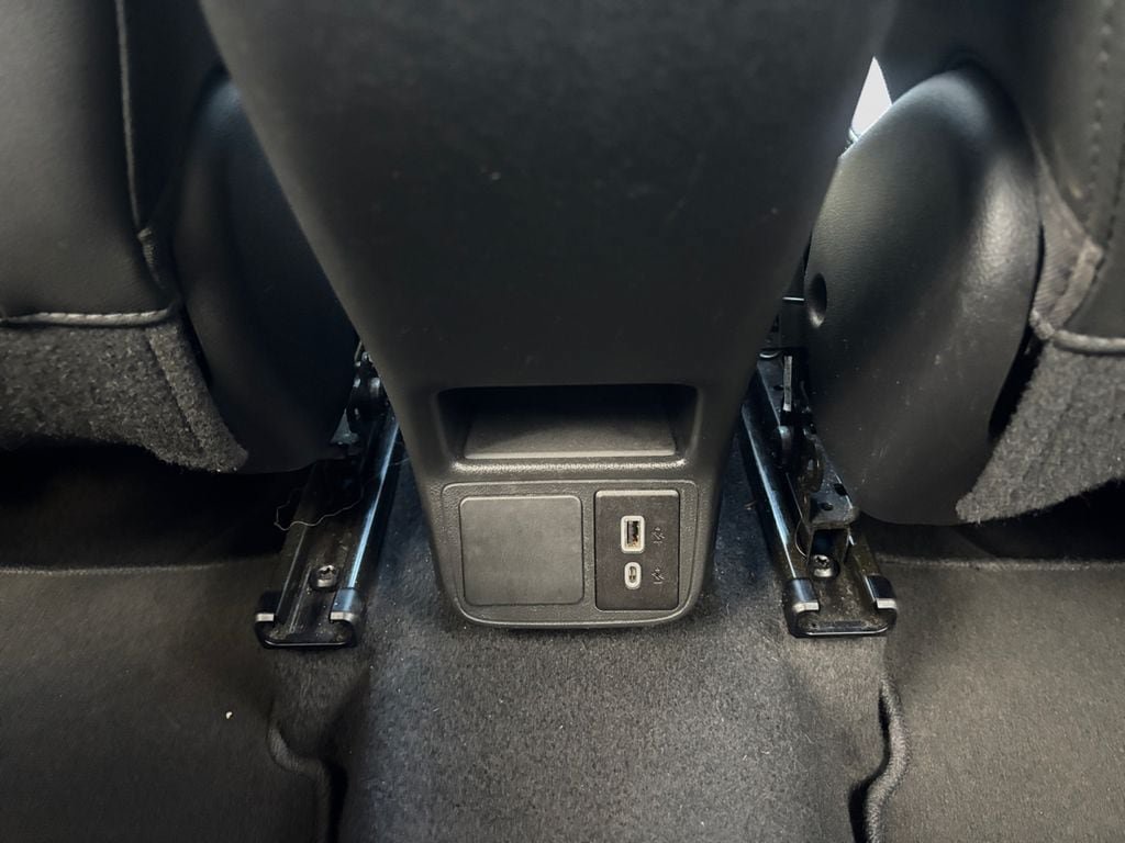 Used 2024 Buick Encore GX Sport Touring AWD/4WD image 13