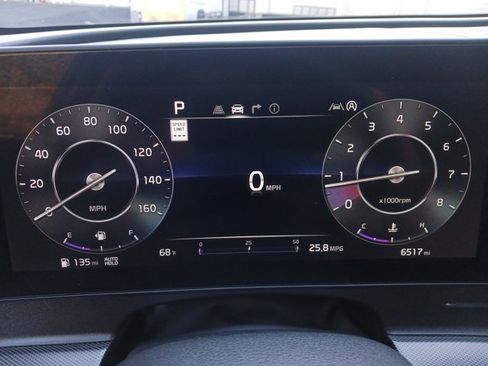 Used 2025 Kia Sportage SX AWD/4WD image 18