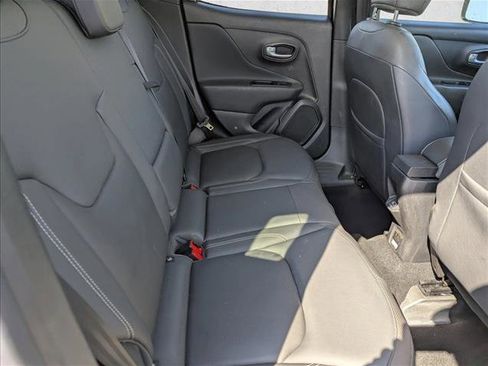 Used 2020 Jeep Renegade Limited image 29