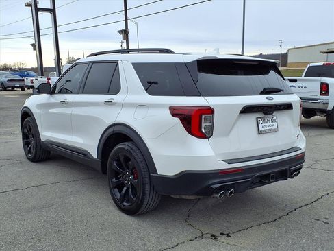 Used 2022 Ford Explorer ST w/ Equipment Group 401A image 2