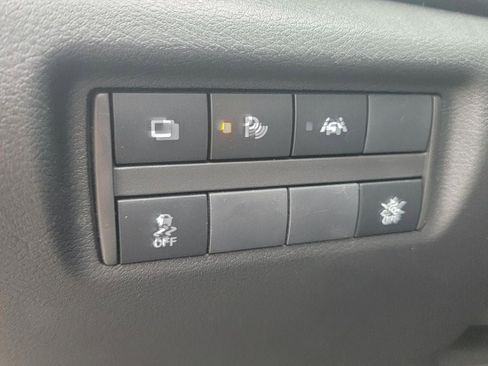 Certified 2025 Nissan Versa S w/ Trunk Package image 27