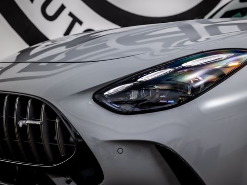 Used 2025 Mercedes-Benz AMG GT 63 image 15