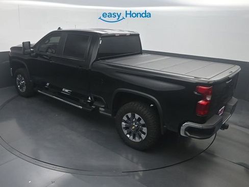 Used 2024 Chevrolet Silverado 2500 LT AWD/4WD image 23