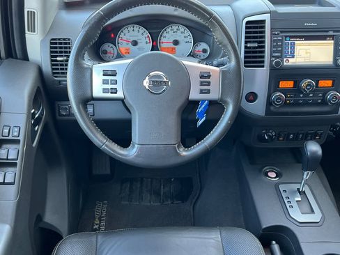 Used 2021 Nissan Frontier PRO-4X w/ Pro-4x Utility Package image 15