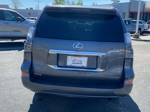 Used 2017 Lexus GX 460 Premium image 10