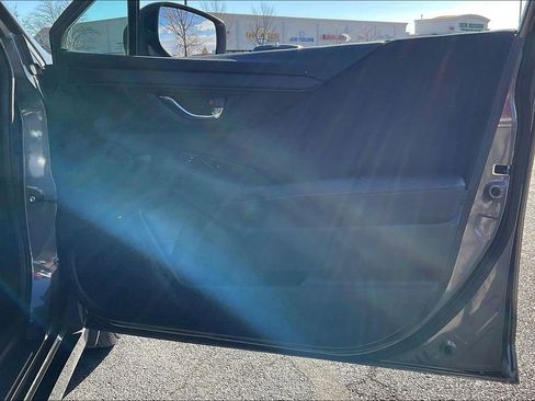 Certified 2025 Subaru Legacy Premium image 26