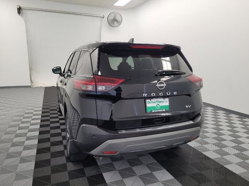 Used 2022 Nissan Rogue SV w/ SV Premium Package image 6