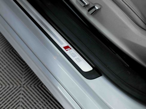 Used 2015 Audi RS 5 Coupe AWD/4WD image 30