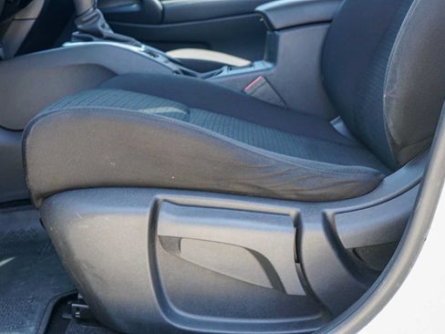 Used 2018 Nissan Rogue Sport S w/ S Appearance Package FWD image 17
