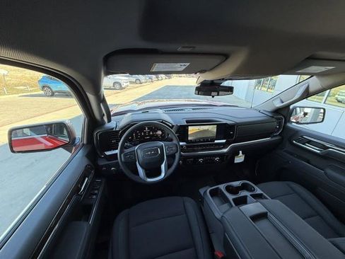 New 2026 GMC Sierra 1500 SLE w/ Preferred Package image 23