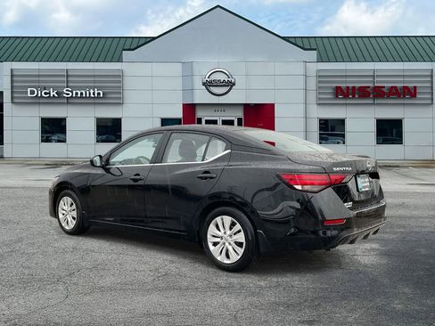 Used 2025 Nissan Sentra S image 4