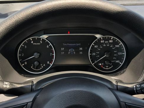 Used 2025 Nissan Altima 2.5 SV FWD image 27
