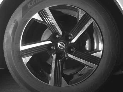 Used 2025 Nissan Sentra SV FWD image 13