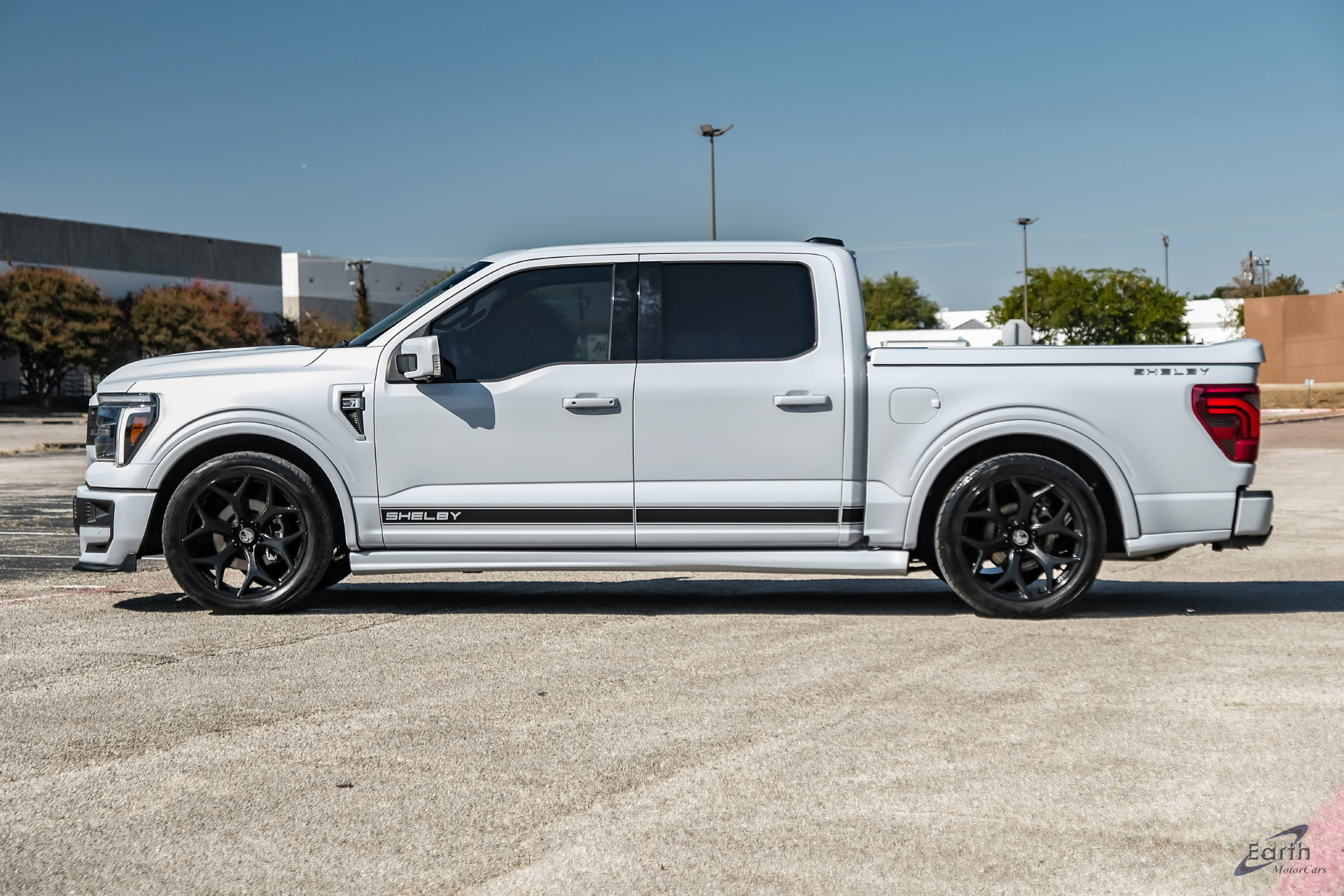 Used 2025 Ford F150 Lariat w/ Equipment Group 502A High AWD/4WD image 7