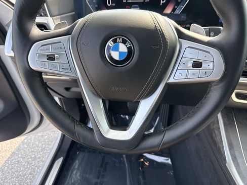 Used 2026 BMW X7 xDrive40i AWD/4WD image 18