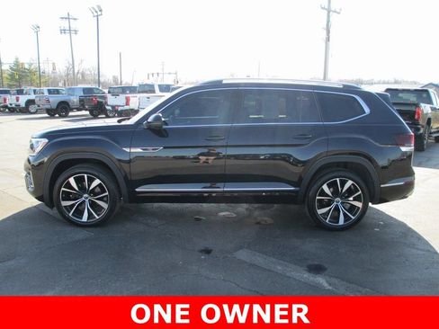 Used 2024 Volkswagen Atlas SEL Premium R-Line image 8