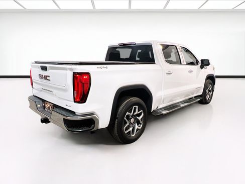Used 2024 GMC Sierra 1500 SLT w/ SLT Premium Package AWD/4WD image 4