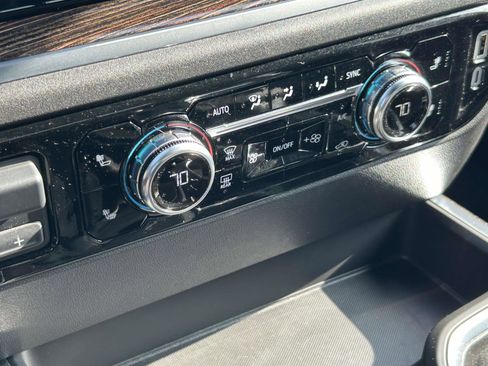 Used 2024 GMC Sierra 1500 Elevation w/ Elevation Premium Package image 25