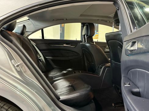 Used 2013 Mercedes-Benz CLS 550 image 11