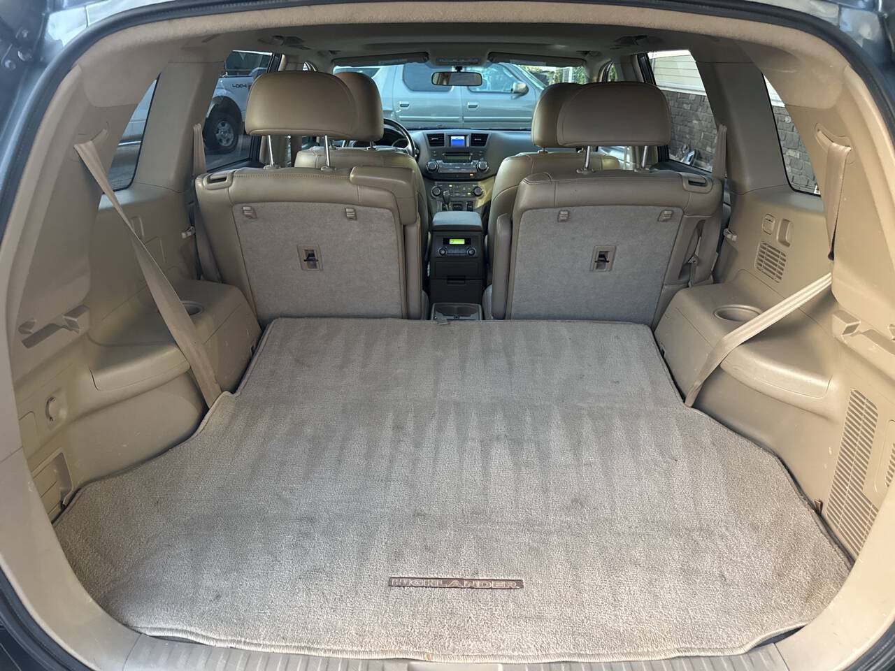 Used 2010 Toyota Highlander SE AWD/4WD image 9