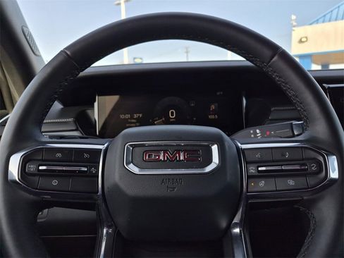 Certified 2025 GMC Acadia Elevation image 17