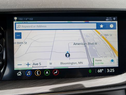 Used 2021 Buick Envision Essence w/ Technology Package I AWD/4WD image 19