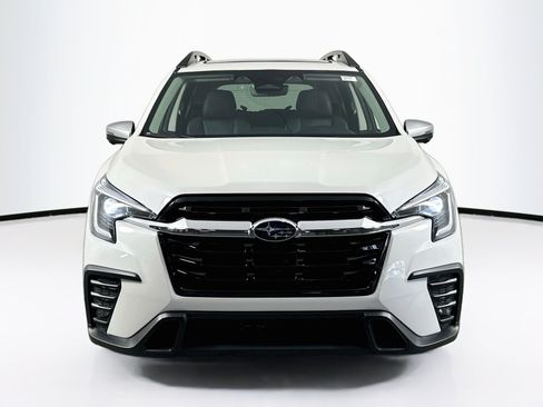 Used 2023 Subaru Ascent Limited w/ Technology Package AWD/4WD image 2