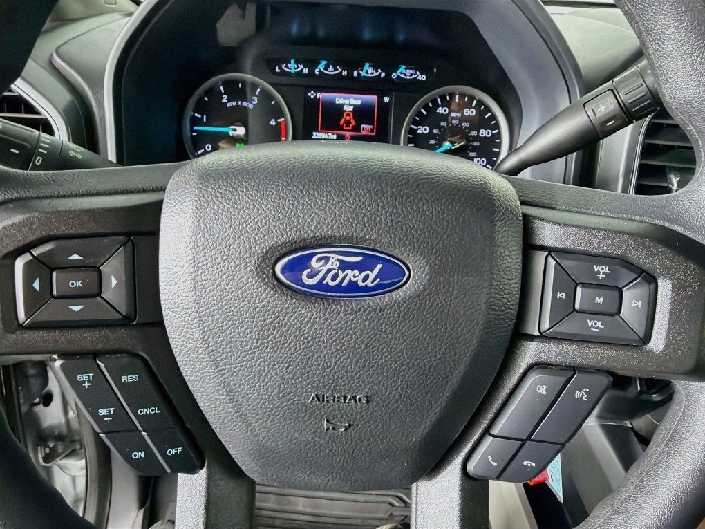 Used 2022 Ford F350 XLT AWD/4WD image 16