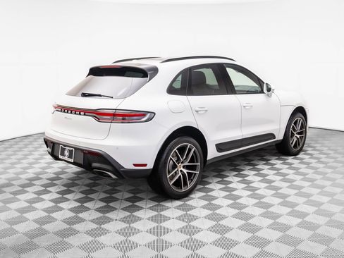 New 2026 Porsche Macan image 7