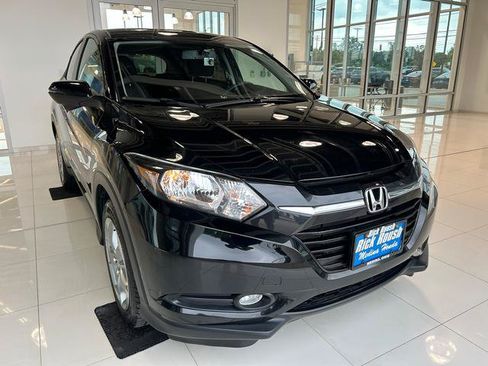 Used 2017 Honda HR-V EX image 5