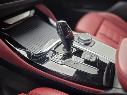 Used 2019 BMW X4 xDrive30i w/ Executive Package image 17