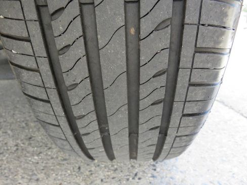 Used 2019 Jeep Cherokee Limited AWD/4WD image 39