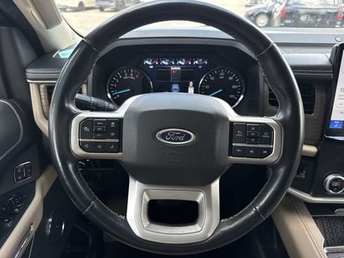 Used 2024 Ford Expedition Limited RWD image 13