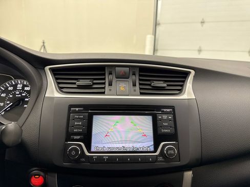 Used 2015 Nissan Sentra SV image 18