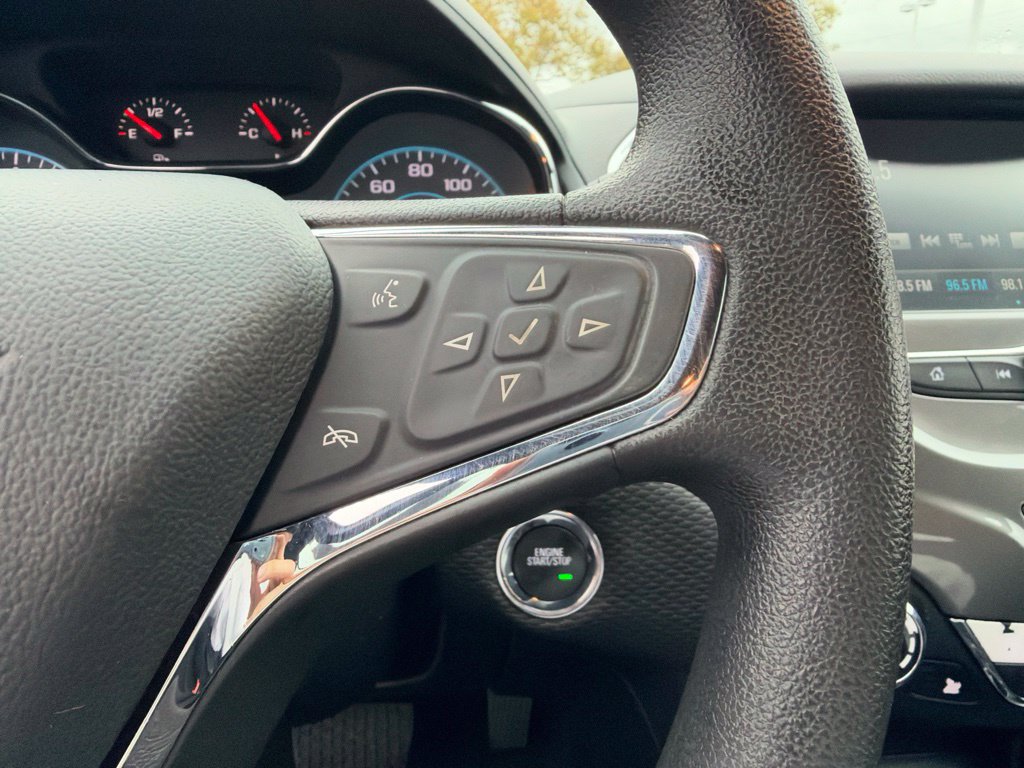 Used 2017 Chevrolet Cruze LT w/ Convenience Package FWD image 16