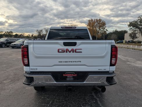 New 2026 GMC Sierra 2500 SLE image 6
