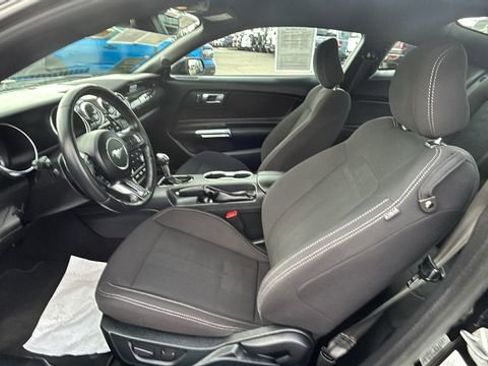 Certified 2022 Ford Mustang GT w/ Black Accent Package image 15