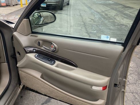 Used 2003 Buick Le Sabre Limited w/ Celebration Edition Package image 17