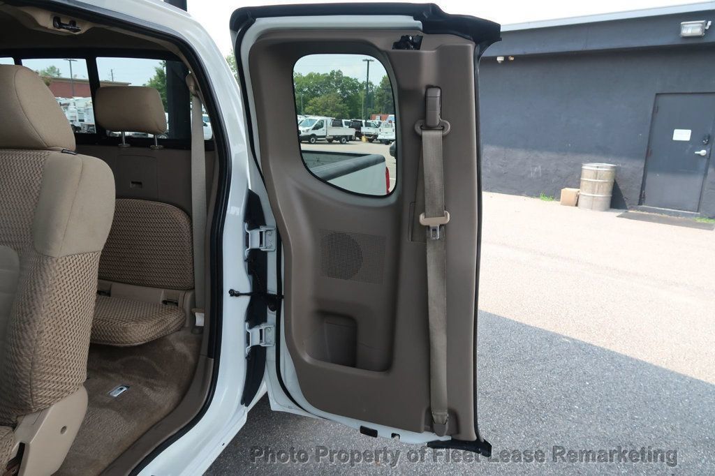 Used 2016 Nissan Frontier SV RWD image 17