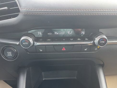 Used 2025 MAZDA MAZDA3 s image 19
