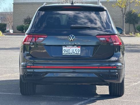 Used 2023 Volkswagen Tiguan SE R-Line image 5