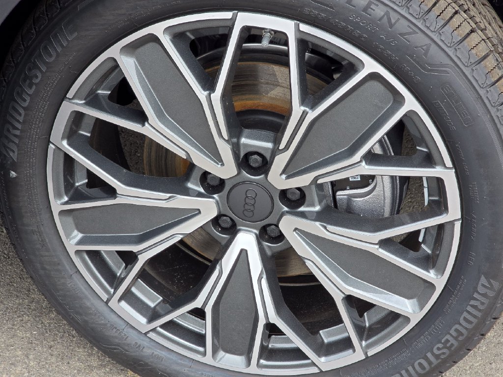 New 2026 Audi Q5 Premium Plus AWD/4WD image 10