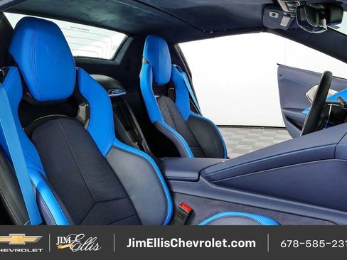 Certified 2025 Chevrolet Corvette Stingray Premium Conv w/ Z51 Performance Package RWD image 17