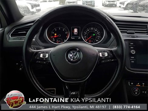 Used 2020 Volkswagen Tiguan SE R-Line image 27