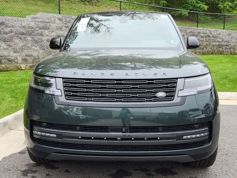 New 2026 Land Rover Range Rover Long Wheelbase SE AWD/4WD image 8
