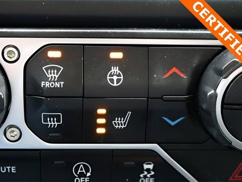 Used 2023 Jeep Gladiator Mojave w/ Cold Weather Group image 22