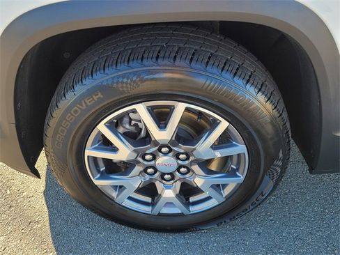 Used 2023 GMC Acadia SLT image 20